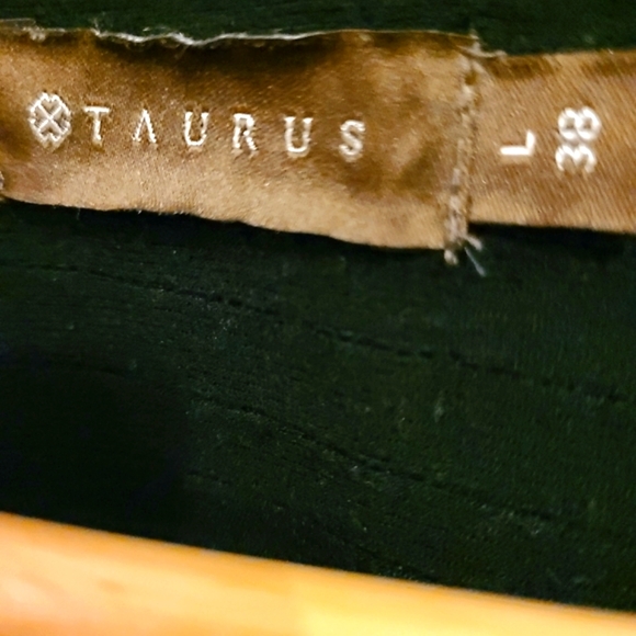 Taurus Rutched and Chiffon Dress - Picture 2 of 5